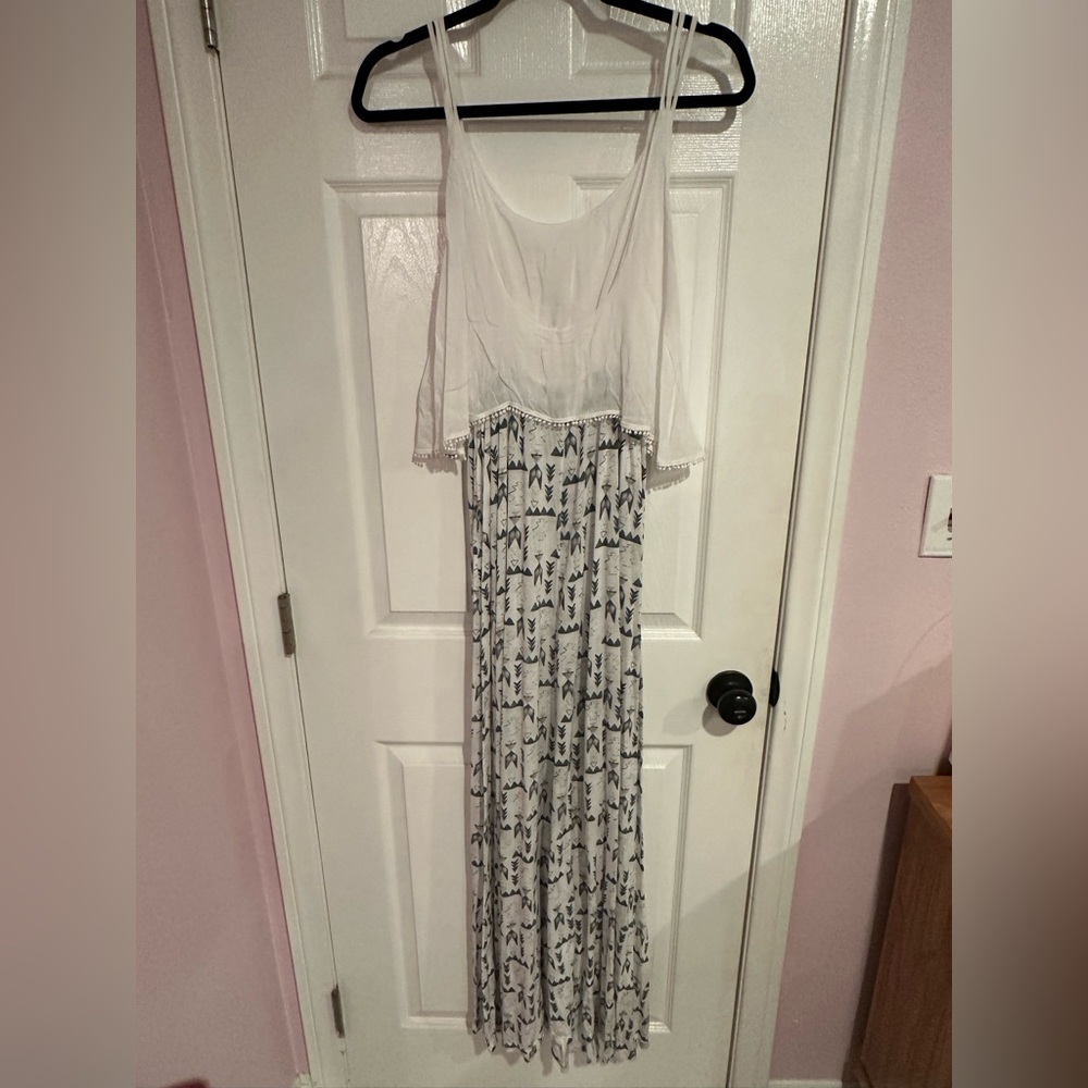 Medium maxi dress - NWOT